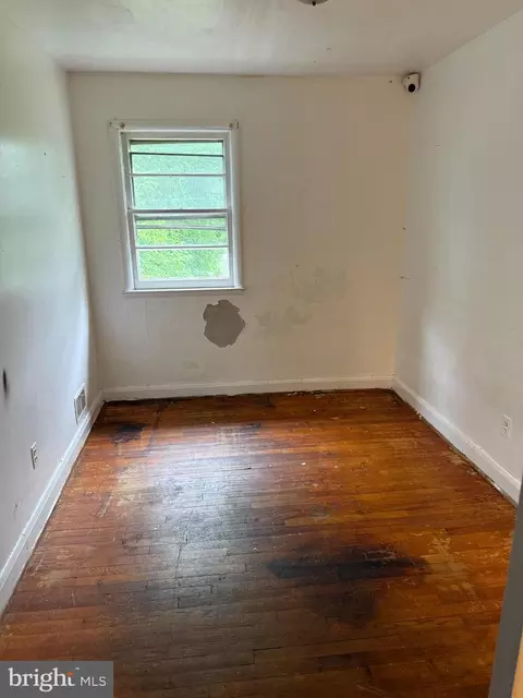 3901 Mortimer Ave, Baltimore, MD 21215 photo 9