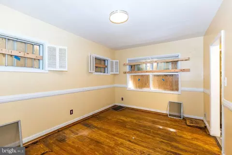 3901 Mortimer Ave, Baltimore, MD 21215 photo 5