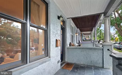 Exterior - 905 W 38th St, Baltimore, MD 21211 photo 1 of 5
