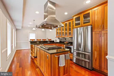Kitchen - 501 S Decker Ave, Baltimore, MD 21224 photo 2 of 4