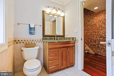 Bath - 501 S Decker Ave, Baltimore, MD 21224 photo 4 of 6