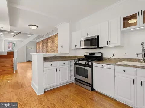 518 E Clement St, Baltimore, MD 21230 photo 11