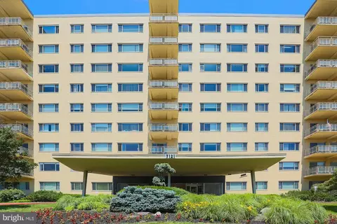 7121 Park Heights Ave #210, Baltimore, MD 21215