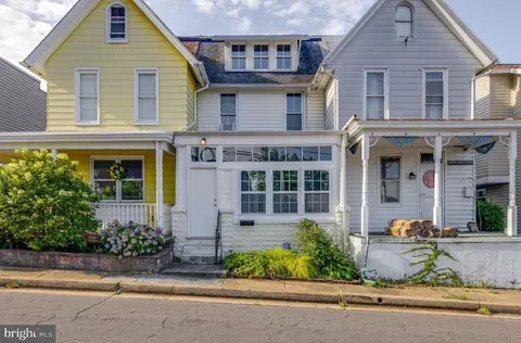 1009 Rectory Ln, Baltimore, MD 21211