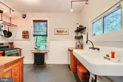 Kitchen - 5316 Catalpha Rd, Baltimore, MD 21214 photo 1 of 4