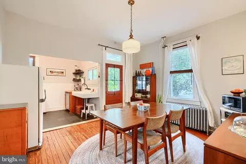 Dining - 5316 Catalpha Rd, Baltimore, MD 21214 photo 1 of 2