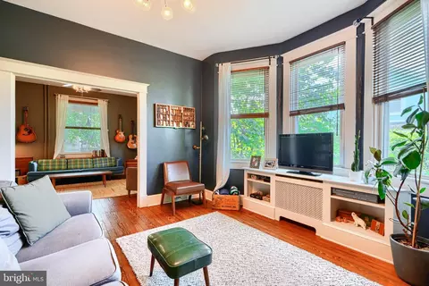 Living - 5316 Catalpha Rd, Baltimore, MD 21214 photo 5 of 5