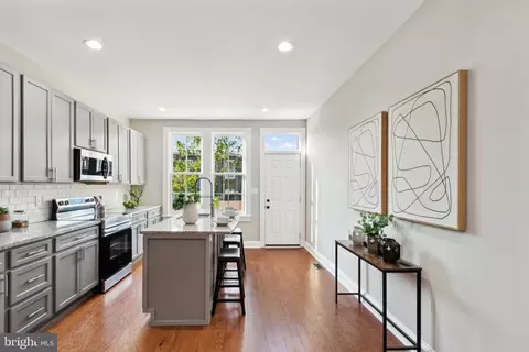 2235 E Biddle St, Baltimore, MD 21213 photo 8