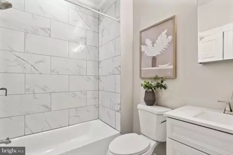 2235 E Biddle St, Baltimore, MD 21213 photo 13