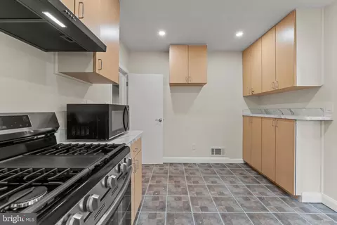 4206 Diller Ave, Baltimore, MD 21206 photo 12