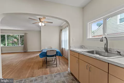 4206 Diller Ave, Baltimore, MD 21206 photo 11