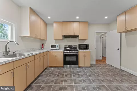 4206 Diller Ave, Baltimore, MD 21206 photo 13