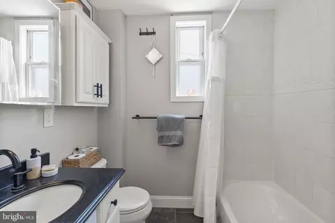 Bath - 1431 E Clement St, Baltimore, MD 21230 photo 1 of 3