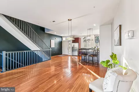 Living - 1011 Covington St, Baltimore, MD 21230 photo 1 of 7