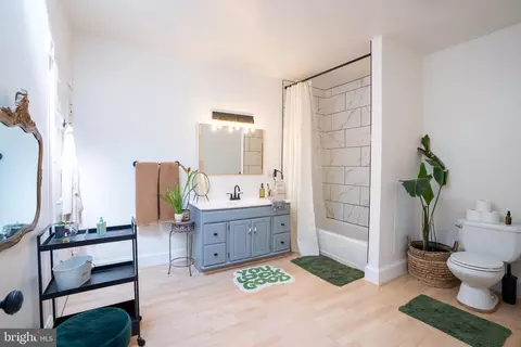 602 W 33rd St, Baltimore, MD 21211 photo 3
