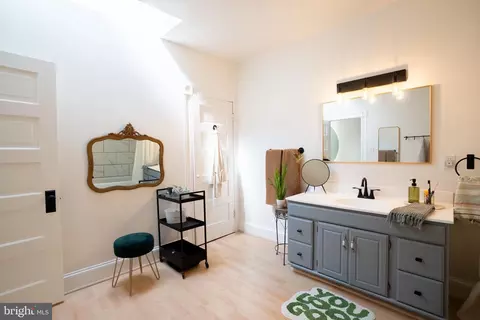 602 W 33rd St, Baltimore, MD 21211 photo 35