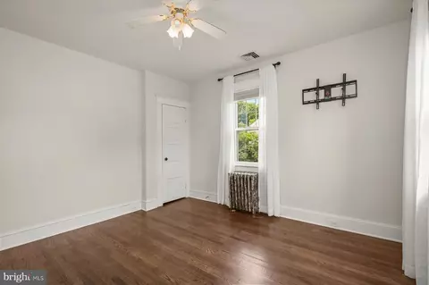 Bedroom - 207 E Melrose Ave, Baltimore, MD 21212 photo 7 of 8