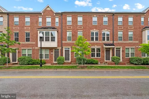 229 S Macon St, Baltimore, MD 21224
