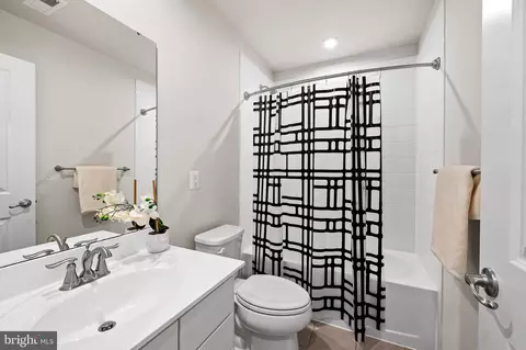 229 S Macon St, Baltimore, MD 21224 photo 5