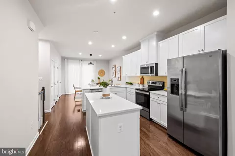 229 S Macon St, Baltimore, MD 21224 photo 9