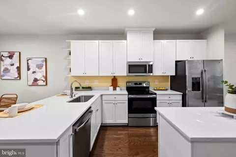 229 S Macon St, Baltimore, MD 21224 photo 12