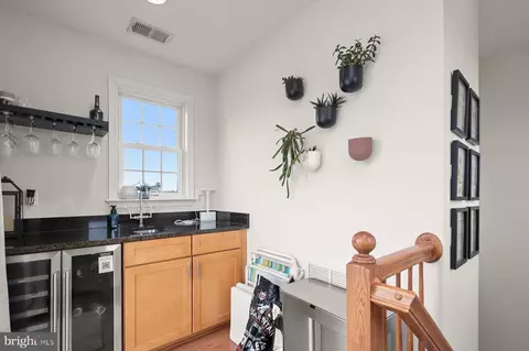 Entry Way - 1506 Stack St, Baltimore, MD 21230 photo 4 of 5
