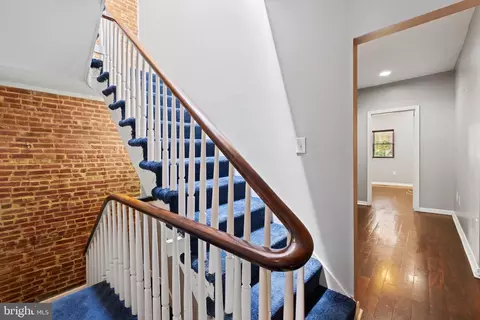 Entry Way - 206 S Gilmor St, Baltimore, MD 21223 photo 4 of 6
