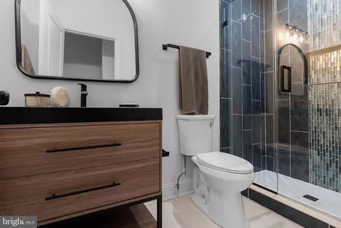 1143 Myrtle Ave, Baltimore, MD 21201 photo 5