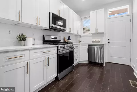 1143 Myrtle Ave, Baltimore, MD 21201 photo 3