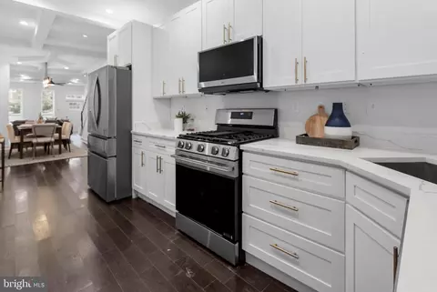 1143 Myrtle Ave, Baltimore, MD 21201 photo 10