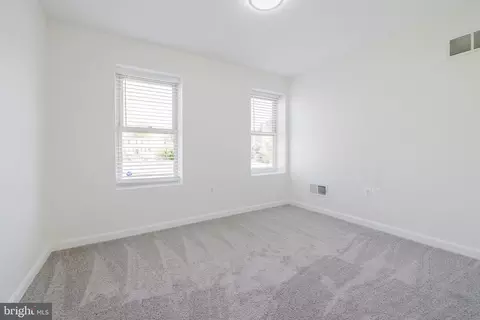 414 E Oliver St, Baltimore, MD 21202 photo 15