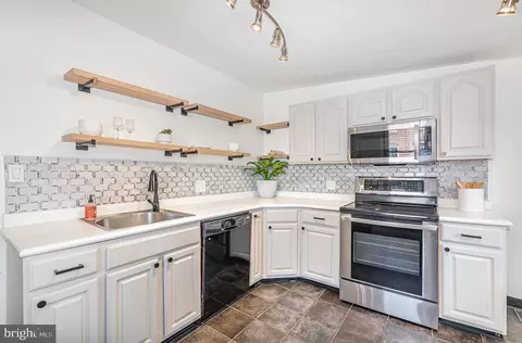 2917 Dillon St, Baltimore, MD 21224 photo 12