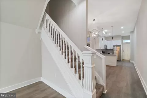 2312 Edgemont Ave, Baltimore, MD 21217 photo 4