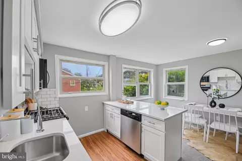 4213 Doris Ave, Baltimore, MD 21225 photo 11