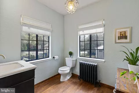 Bath - 502 Nottingham Rd, Baltimore, MD 21229 photo 1 of 3
