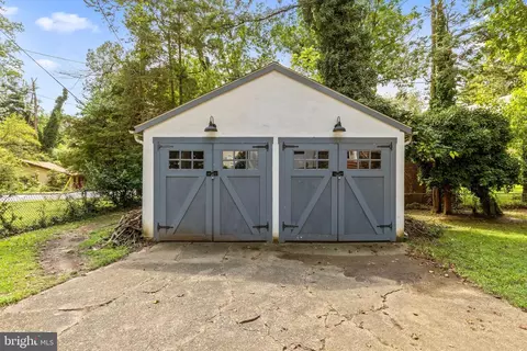 Other - 502 Nottingham Rd, Baltimore, MD 21229 photo 8 of 9