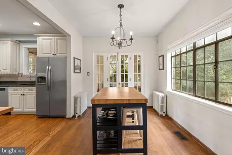 Other - 502 Nottingham Rd, Baltimore, MD 21229 photo 3 of 9