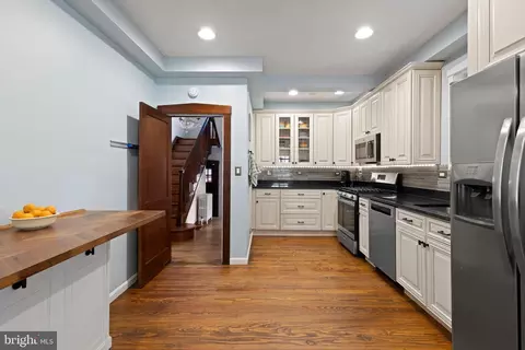 Kitchen - 502 Nottingham Rd, Baltimore, MD 21229 photo 3 of 3