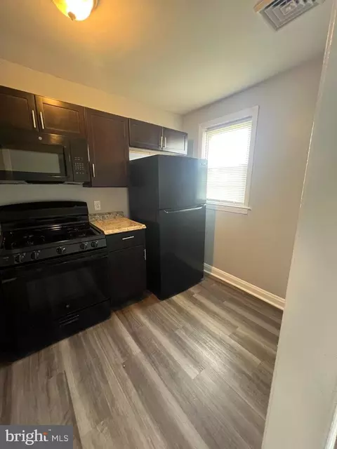 6125 Macbeth Dr, Baltimore, MD 21239 photo 4