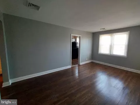 6125 Macbeth Dr, Baltimore, MD 21239 photo 5