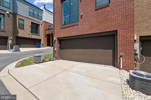 4225 Laplata Ave, Baltimore, MD 21211 photo 46