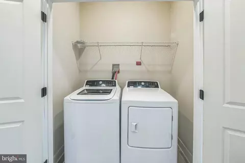 4225 Laplata Ave, Baltimore, MD 21211 photo 42