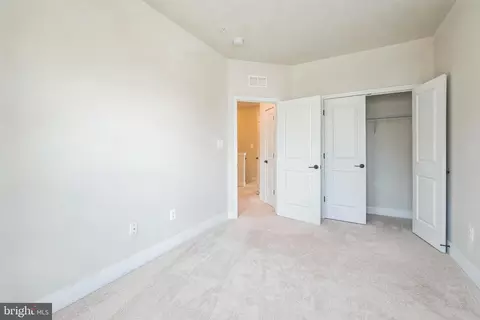 4225 Laplata Ave, Baltimore, MD 21211 photo 39