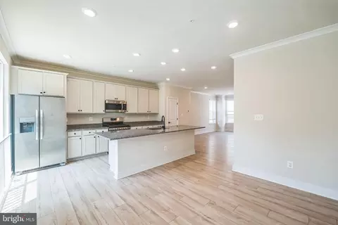 4225 Laplata Ave, Baltimore, MD 21211 photo 16