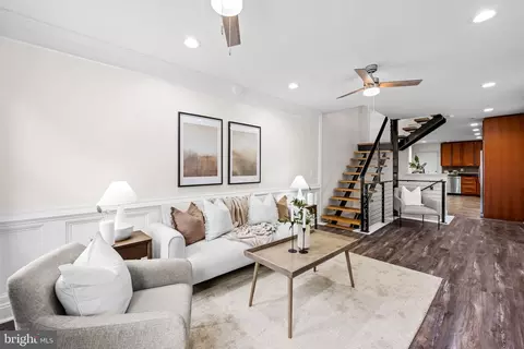 Living - 1600 Clarkson St, Baltimore, MD 21230 photo 1 of 1