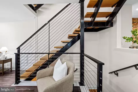 Entry Way - 1600 Clarkson St, Baltimore, MD 21230 photo 1 of 5