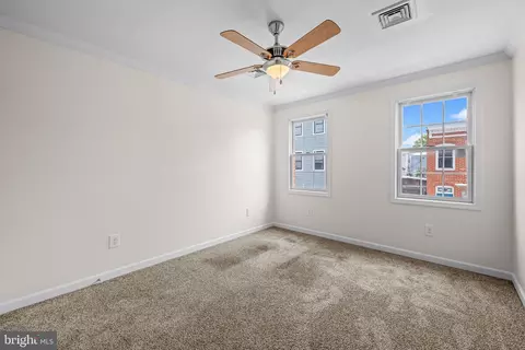 Bedroom - 1600 Clarkson St, Baltimore, MD 21230 photo 1 of 6