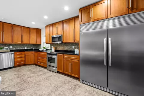 Kitchen - 1600 Clarkson St, Baltimore, MD 21230 photo 1 of 3