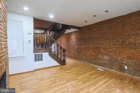 Living - 337 Scott St, Baltimore, MD 21230 photo 1 of 6