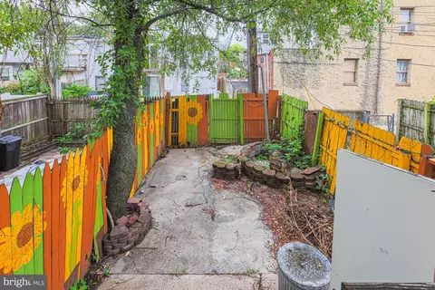 Exterior - 337 Scott St, Baltimore, MD 21230 photo 3 of 4